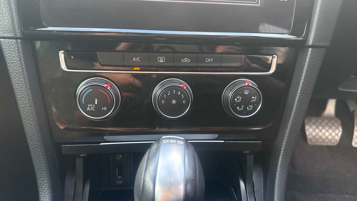 Used Volkswagen Golf 2019 for sale - 76705145: Photo 24