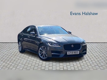 Used Jaguar XF 2018 for sale - 79183385: Photo