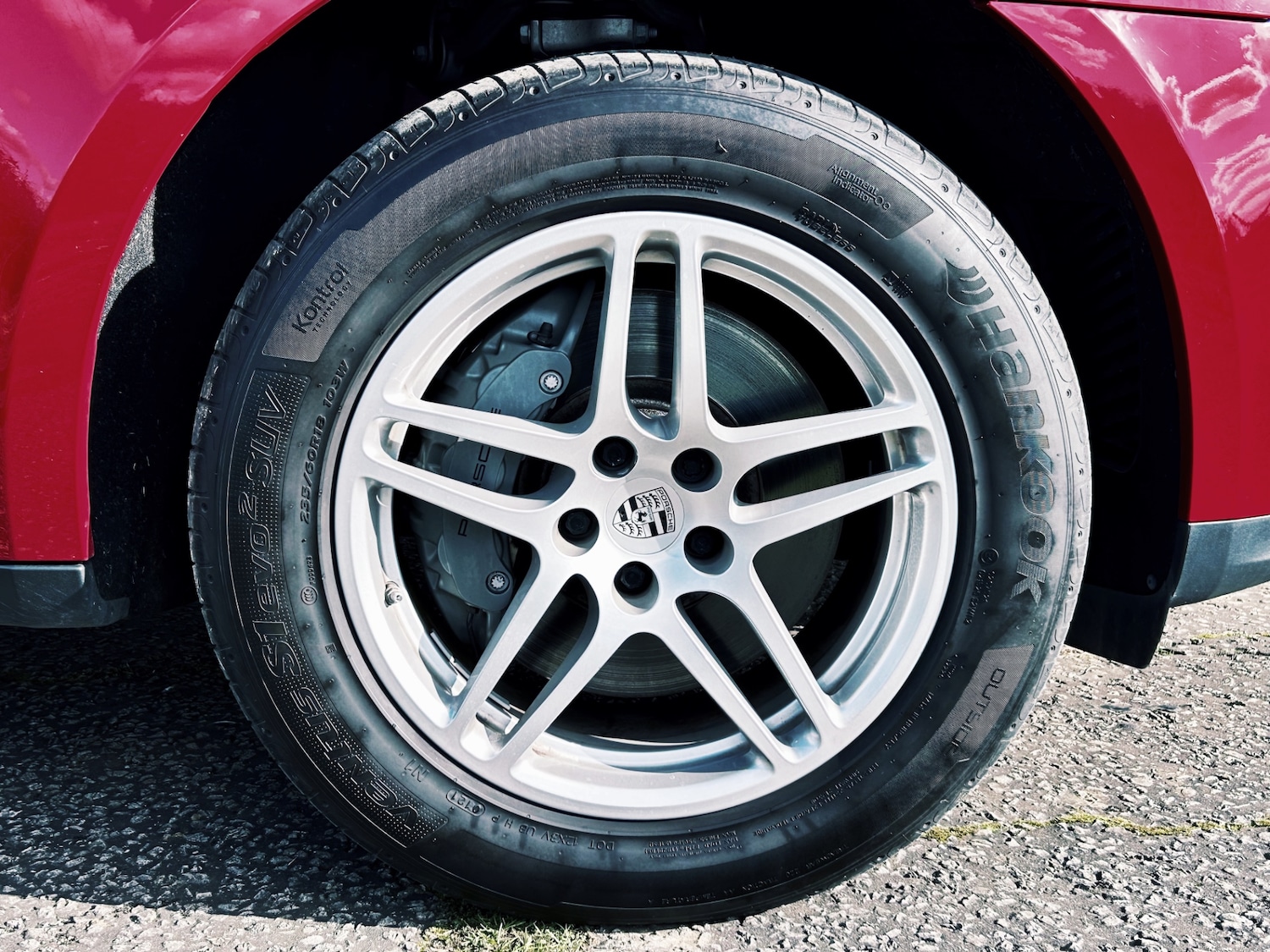 Used Porsche Macan 2021 for sale - 76791227: Photo 16