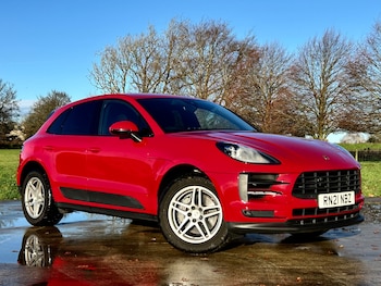 Used Porsche Macan 2021 for sale - 76791227: Photo