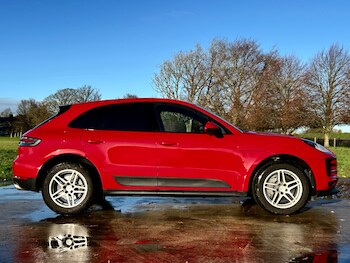 Used Porsche Macan 2021 for sale - 76791227: Photo