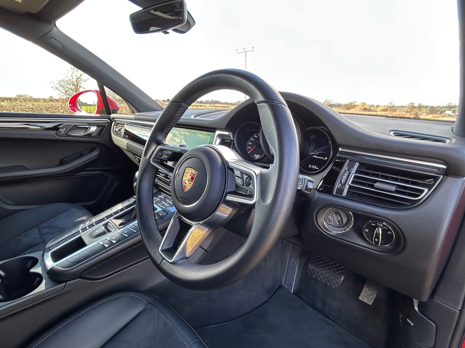 Used Porsche Macan 2021 for sale - 77418279: Photo 26