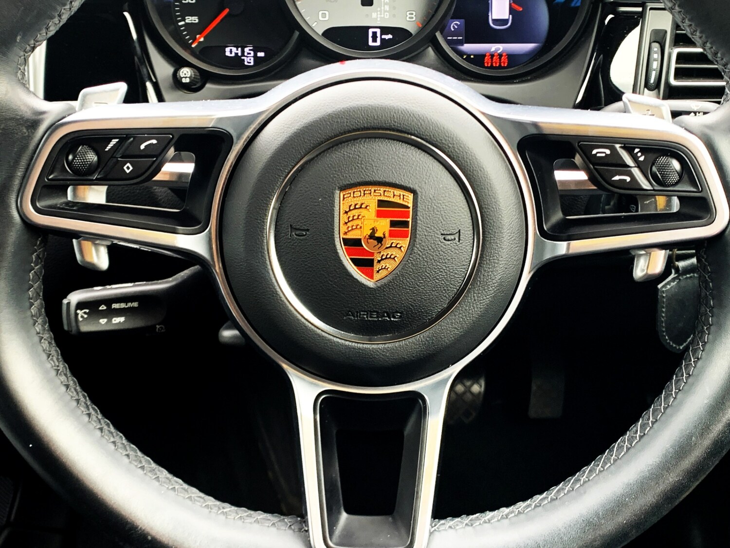 Used Porsche Macan 2021 for sale - 77059202: Photo 22