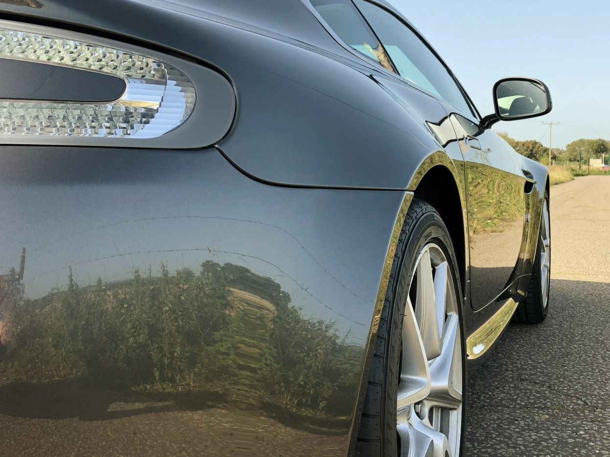 Used Aston Martin Vantage 2013 for sale - 76799083: Photo 24