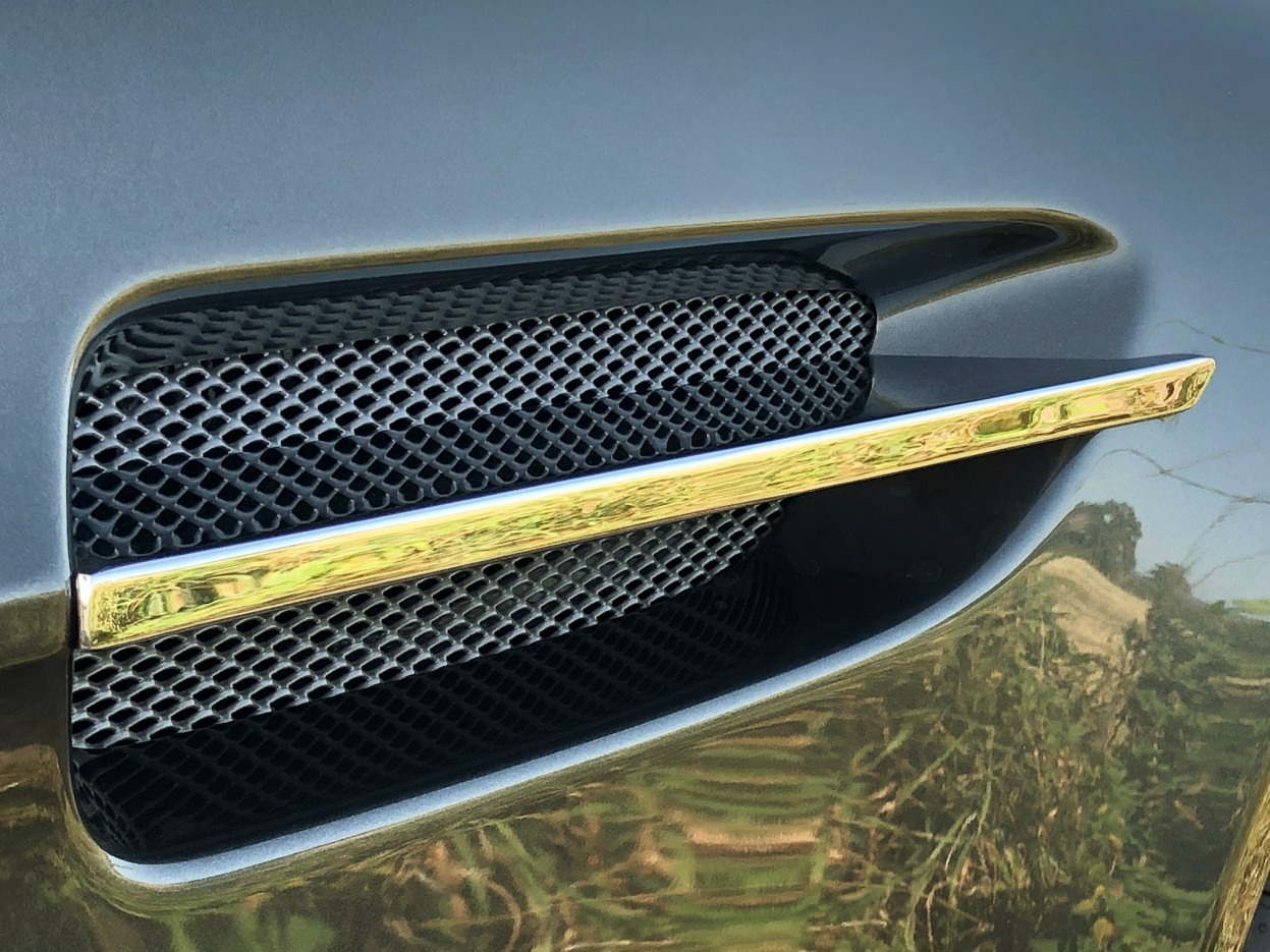 Used Aston Martin Vantage 2013 for sale - 76799083: Photo 25