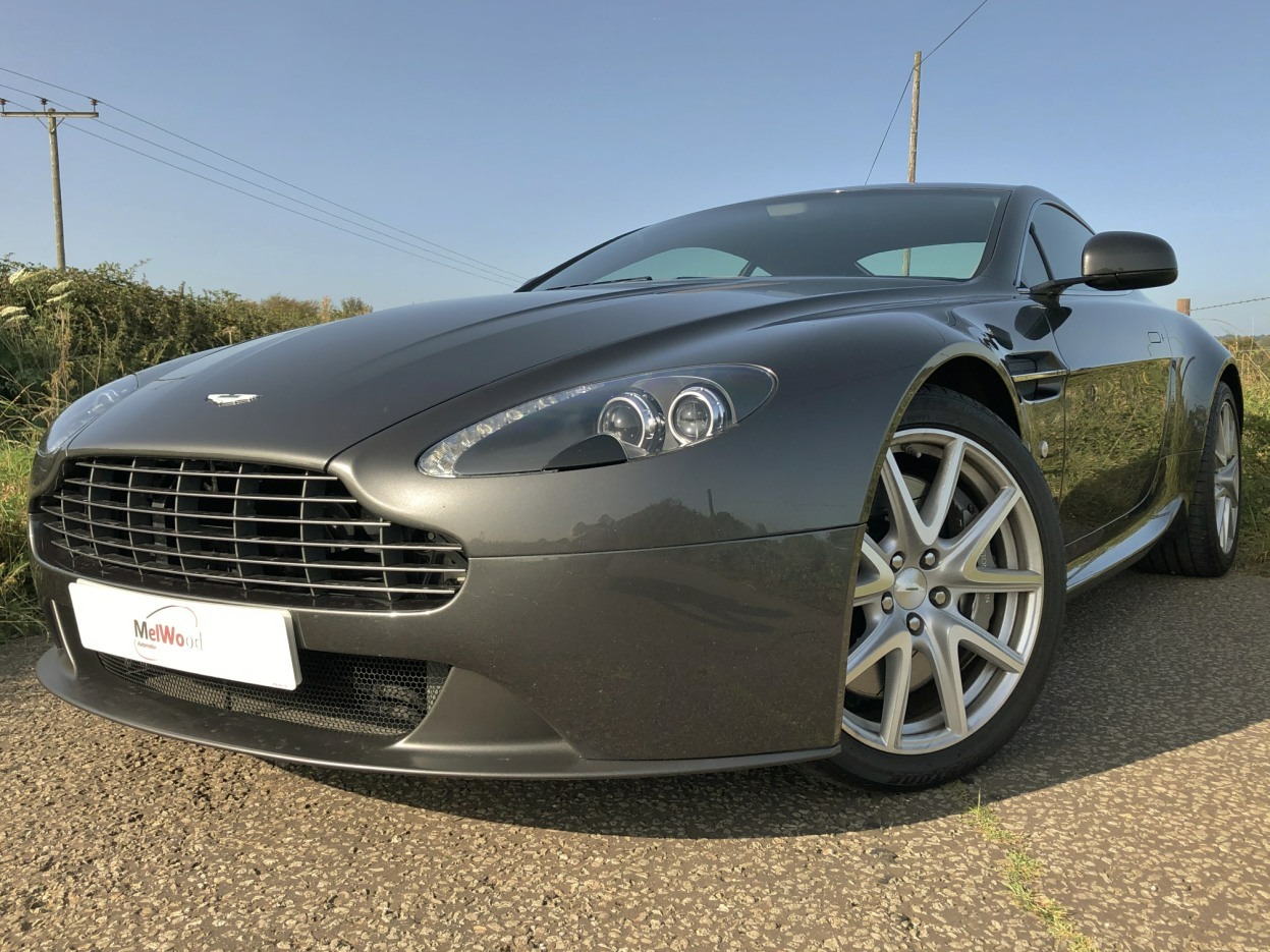 Used Aston Martin Vantage 2013 for sale - 76799083: Photo 26