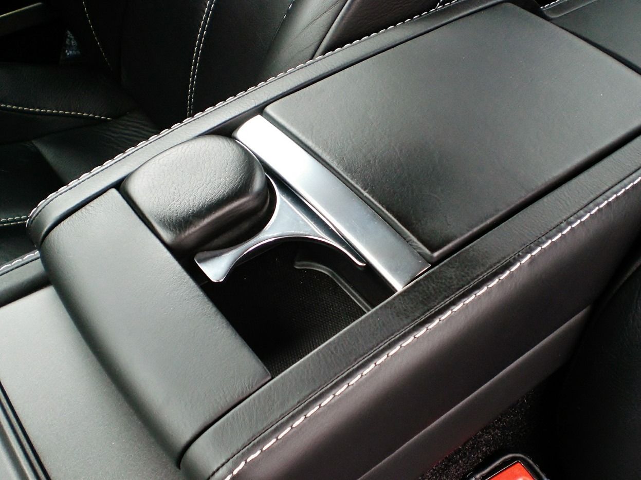 Used Aston Martin Vantage 2013 for sale - 76799083: Photo 32