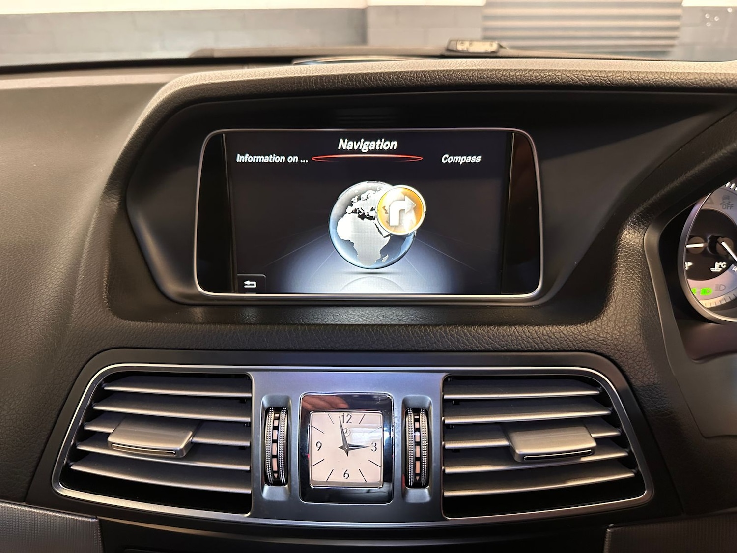 Used Mercedes-Benz E Class 2017 for sale - 77393032: Photo 29