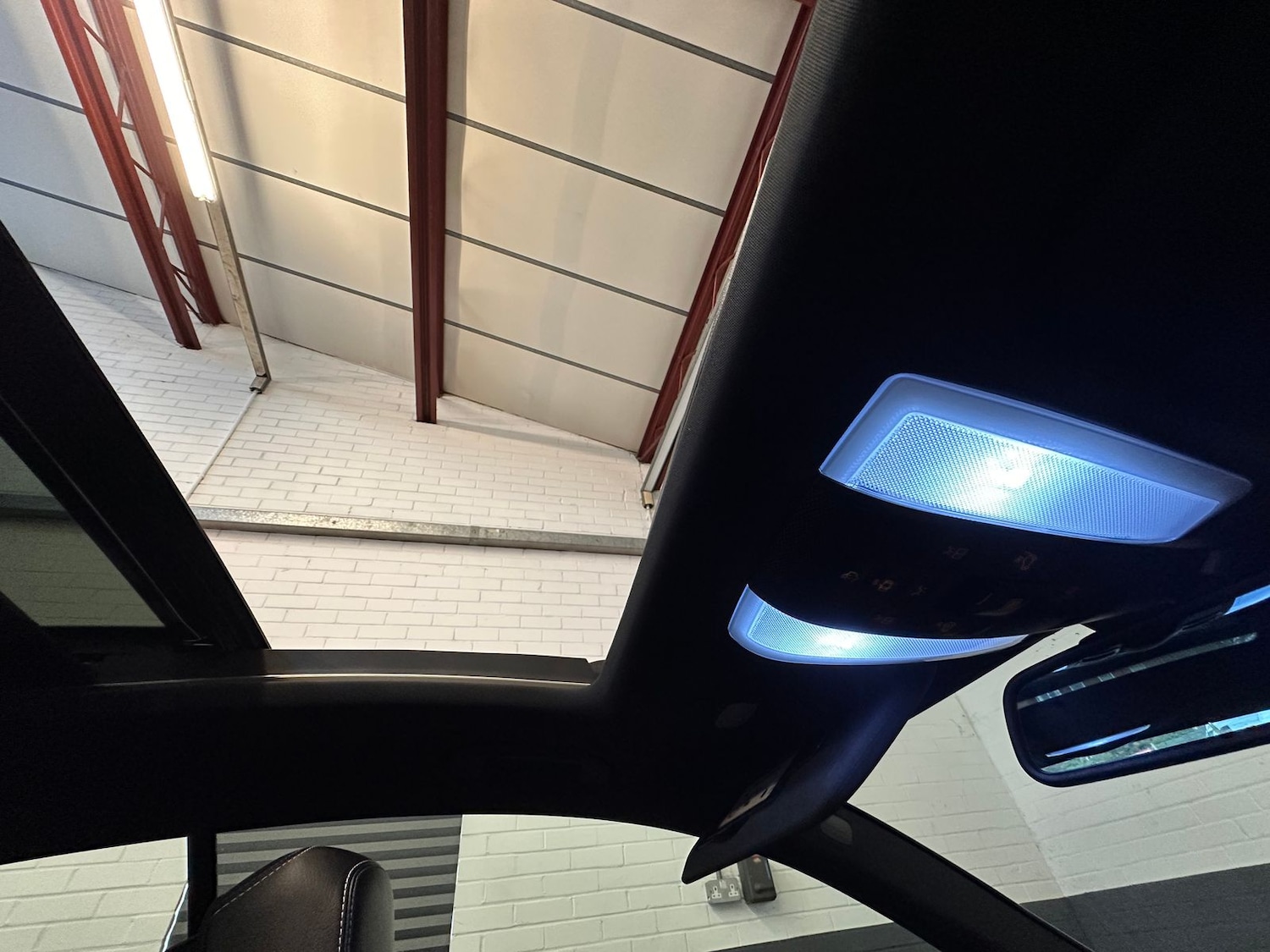 Used Mercedes-Benz E Class 2017 for sale - 77393032: Photo 35