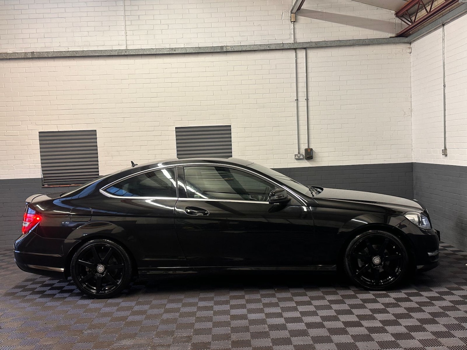 Used Mercedes-Benz C Class 2015 for sale - 77360694: Photo 10