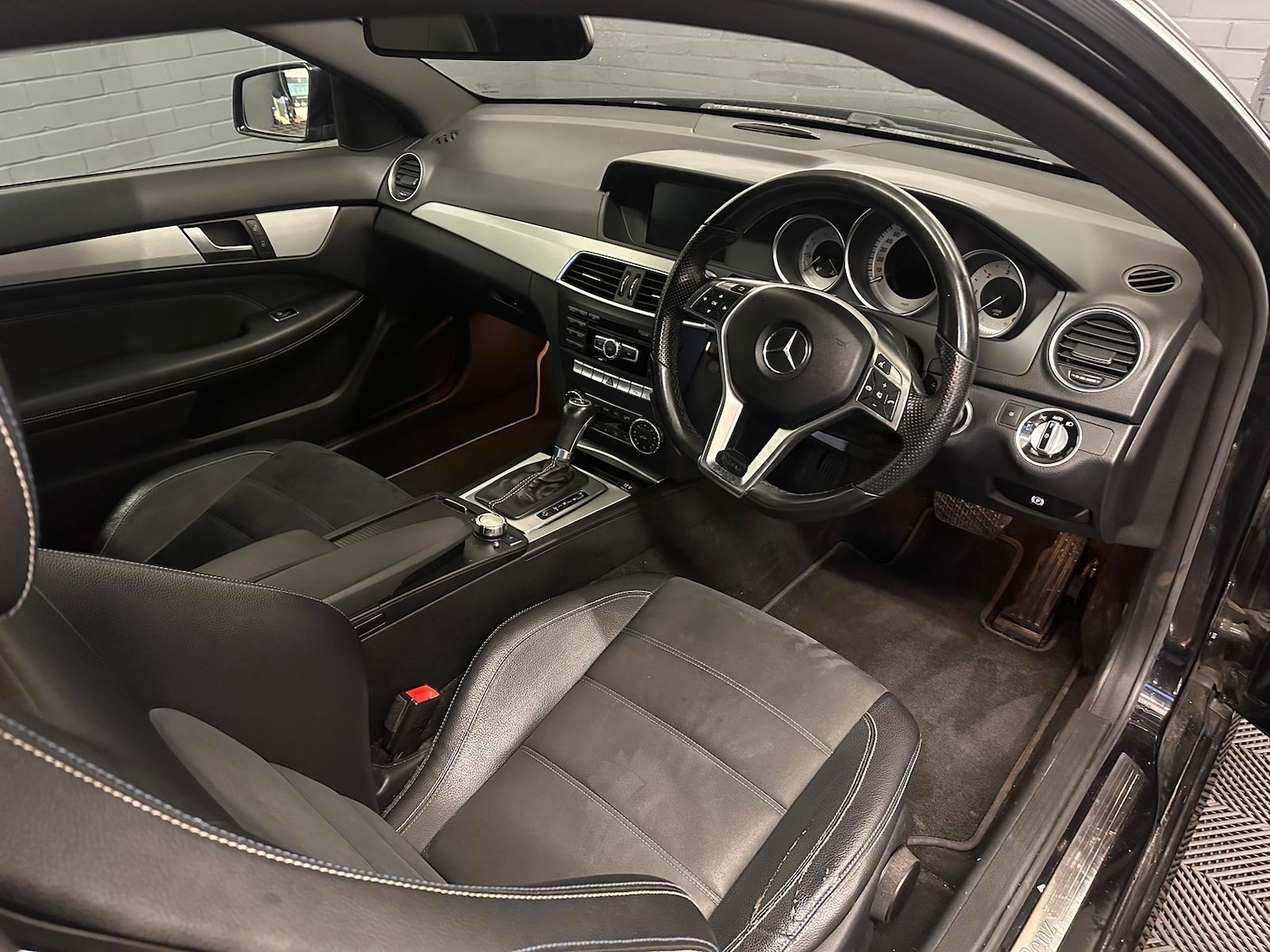 Used Mercedes-Benz C Class 2015 for sale - 77360694: Photo 18