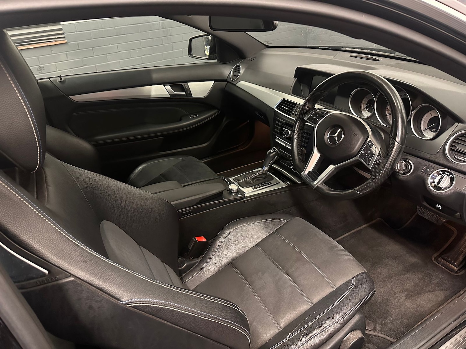 Used Mercedes-Benz C Class 2015 for sale - 77360694: Photo 19