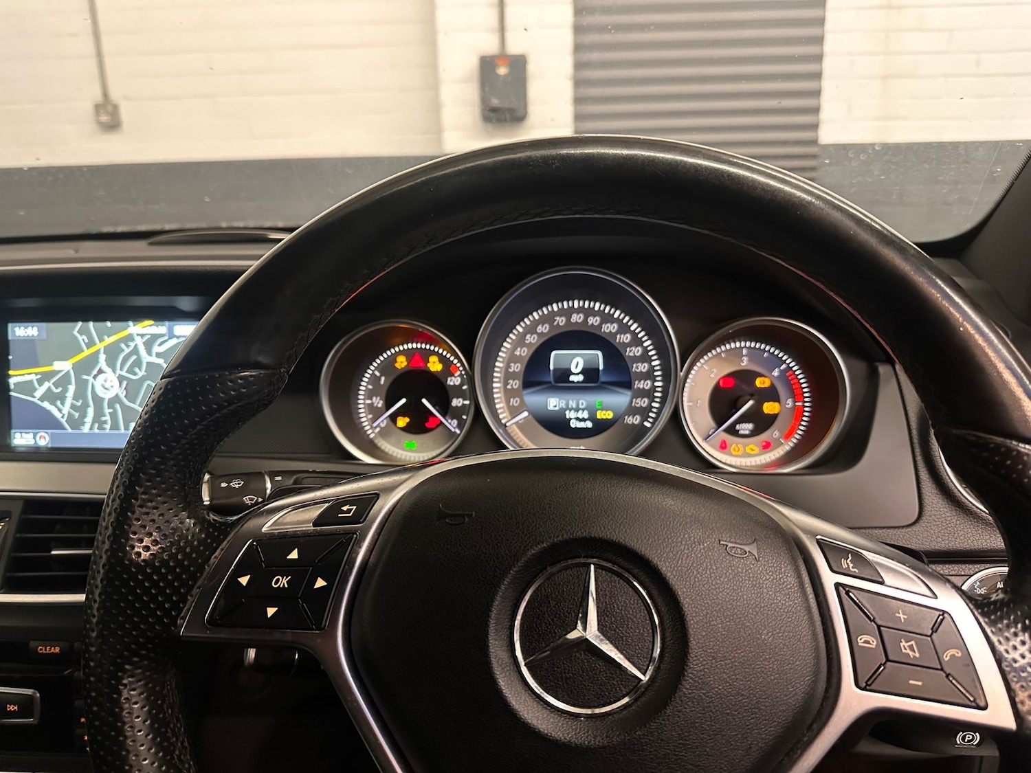 Used Mercedes-Benz C Class 2015 for sale - 77360694: Photo 24