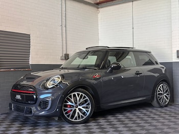Used MINI Hatch 2018 for sale - 77740186: Photo