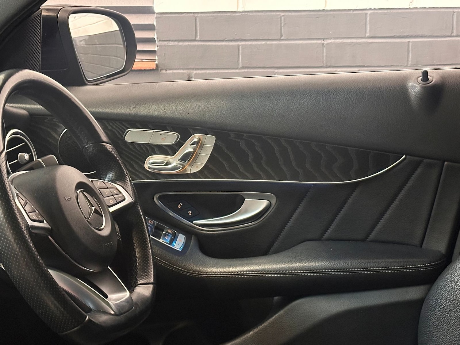 Used Mercedes-Benz GLC 2016 for sale - 77224111: Photo 17