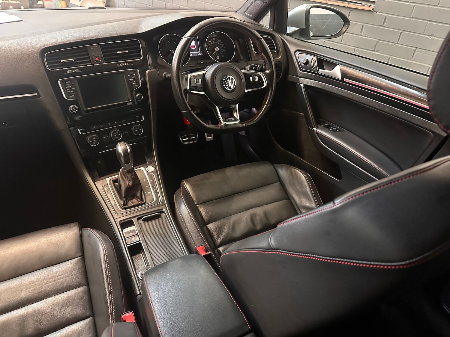 Used Volkswagen Golf 2016 for sale - 77307775: Photo 21