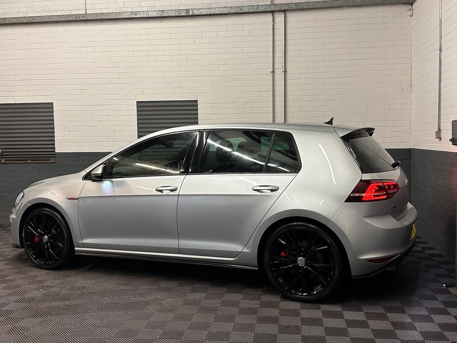 Used Volkswagen Golf 2016 for sale - 77307775: Photo 9