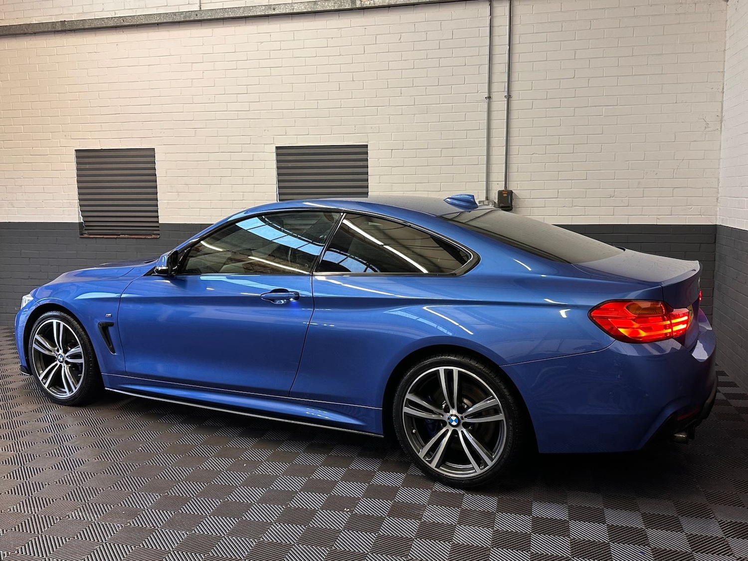 Used BMW 4 Series 2017 for sale - 77512762: Photo 10