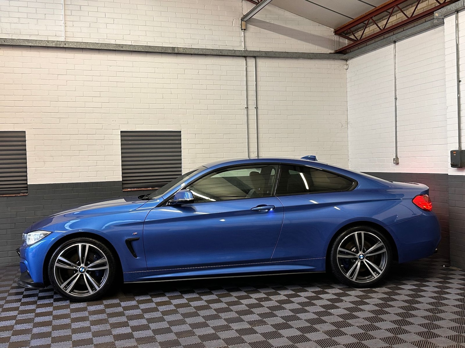 Used BMW 4 Series 2017 for sale - 77512762: Photo 5