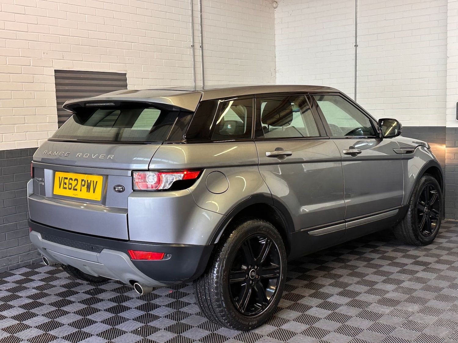 Used Land Rover Range Rover Evoque 2012 for sale - 77673962: Photo 12