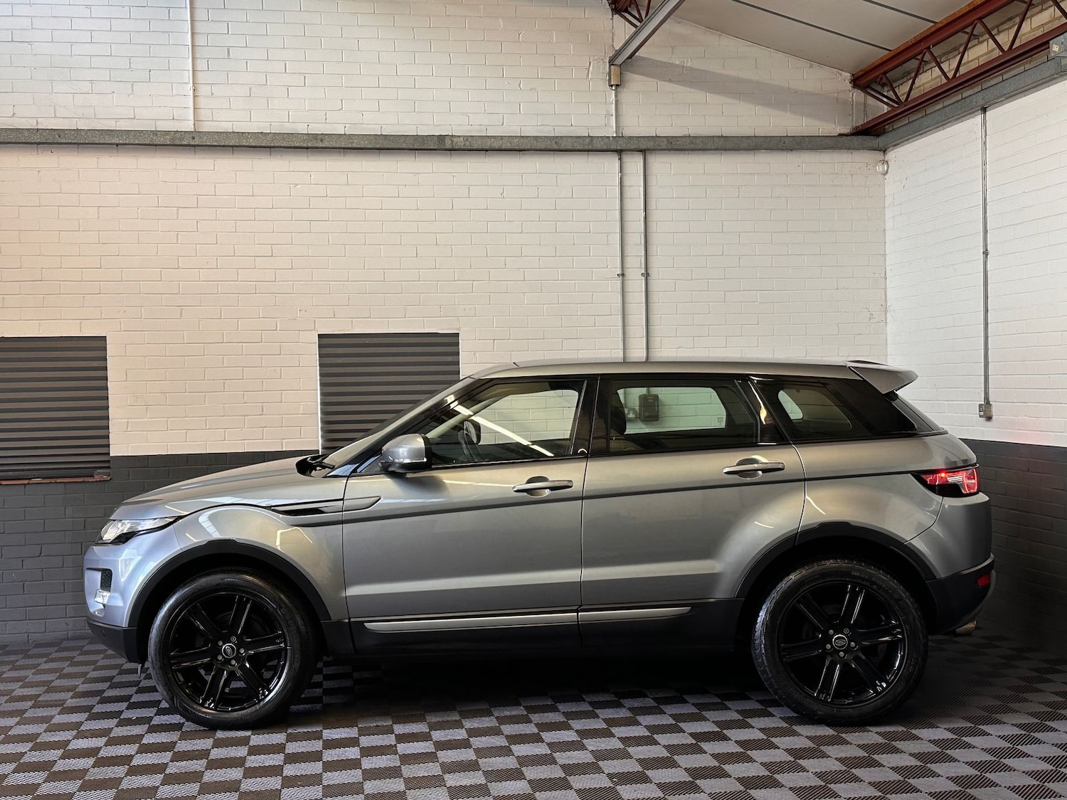 Used Land Rover Range Rover Evoque 2012 for sale - 77673962: Photo 4