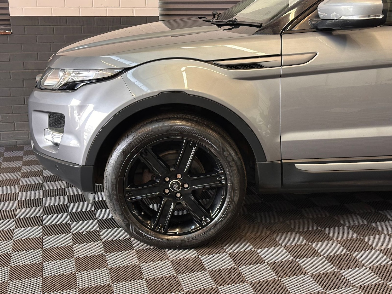 Used Land Rover Range Rover Evoque 2012 for sale - 77673962: Photo 8