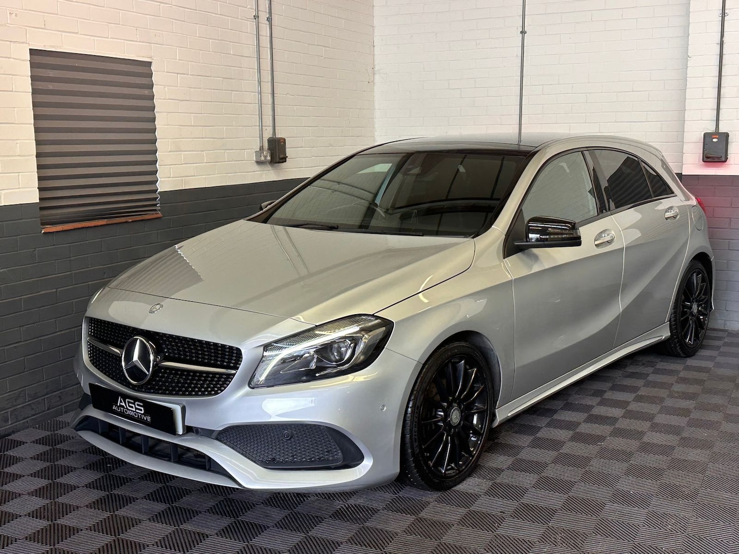 Used Mercedes-Benz A-Class 2017 for sale - 77911357: Photo 5