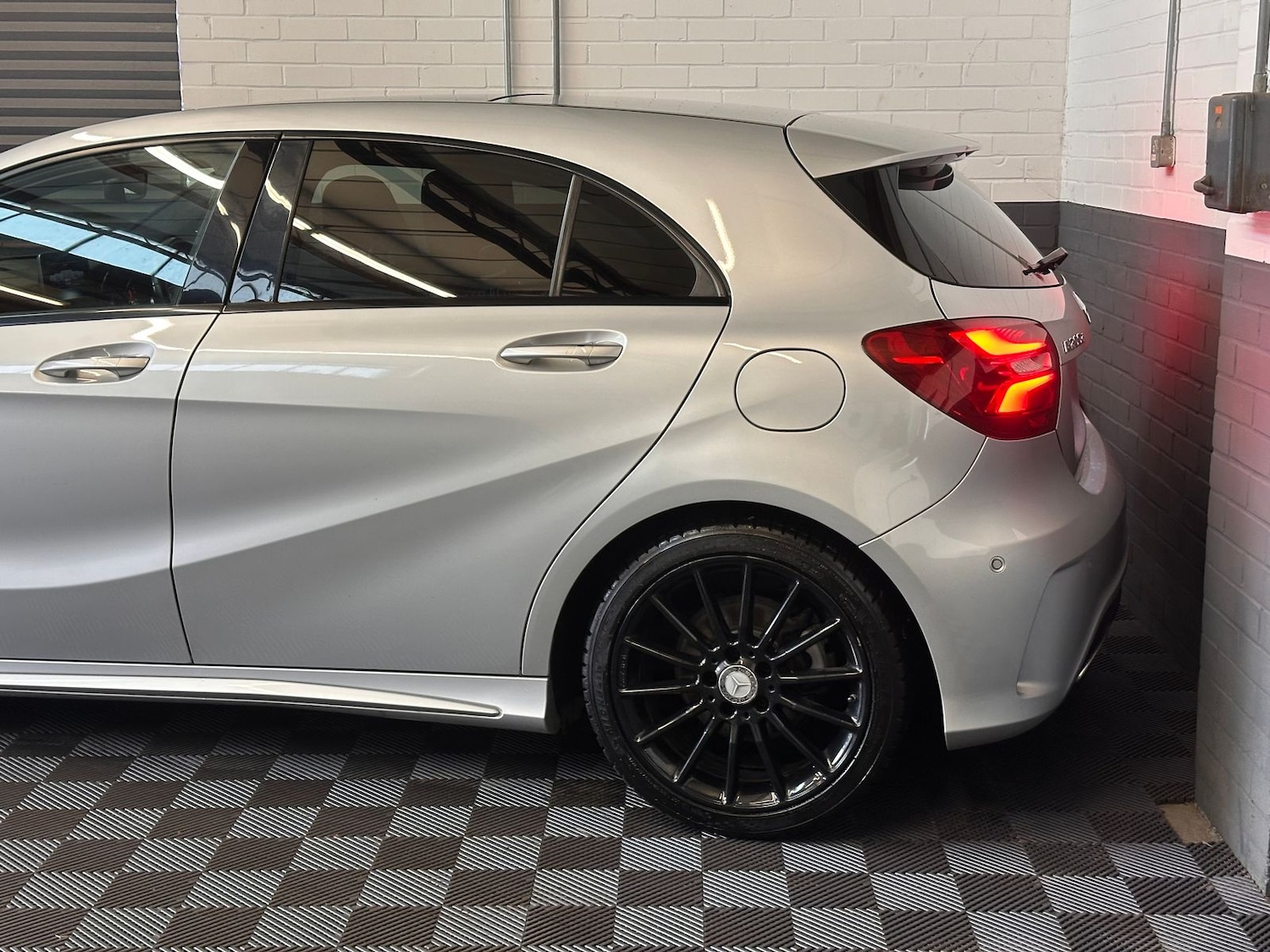 Used Mercedes-Benz A-Class 2017 for sale - 77911357: Photo 7