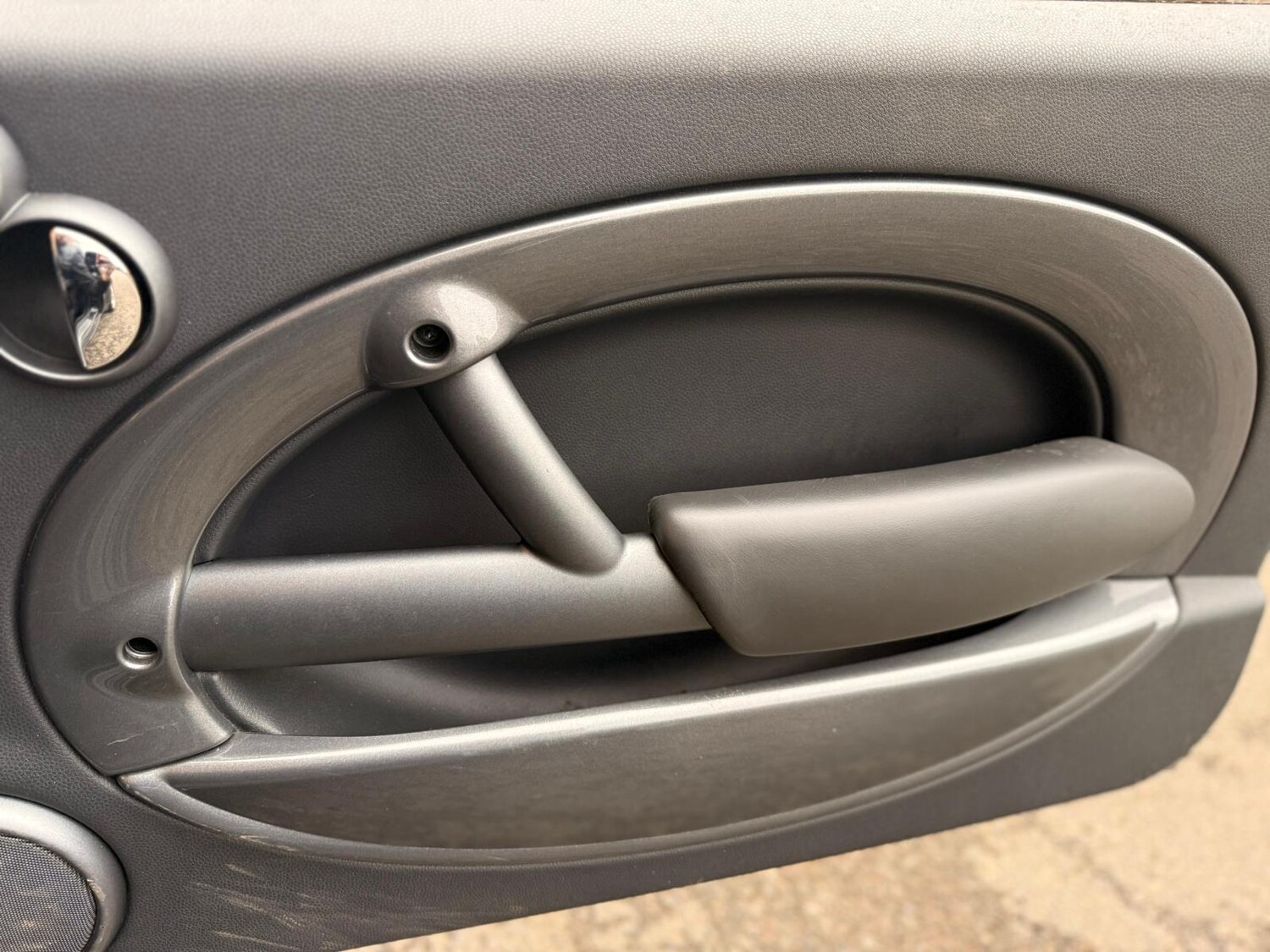 Used MINI Convertible 2005 for sale - 77537492: Photo 17