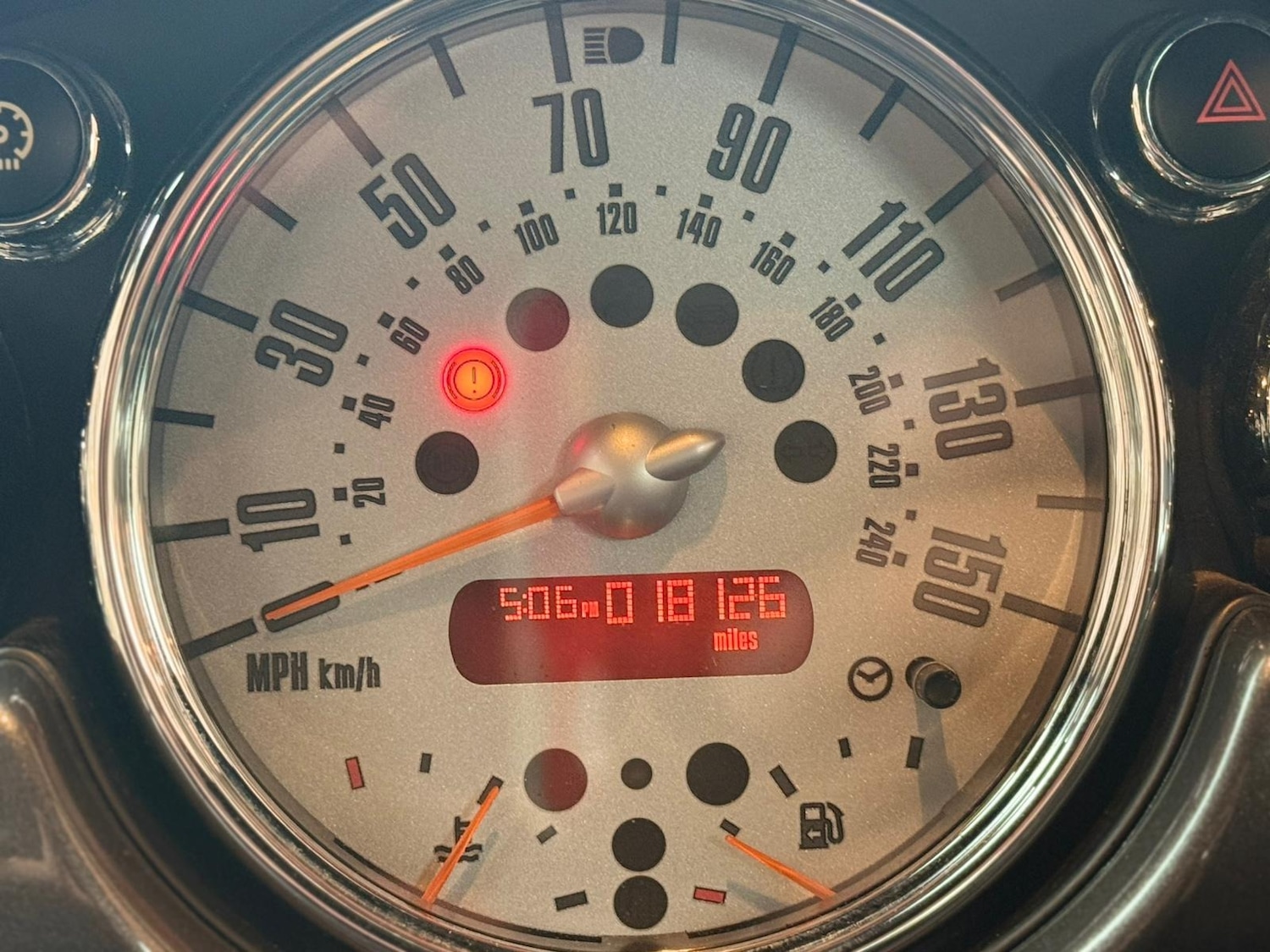 Used MINI Convertible 2005 for sale - 77537492: Photo 9