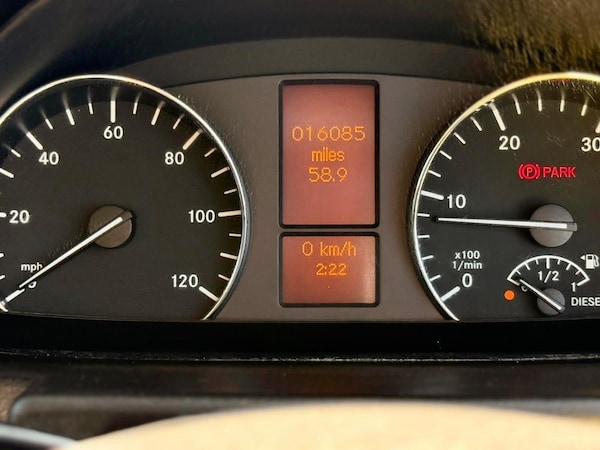 Used Mercedes-Benz Sprinter 2017 for sale - 75282661: Photo 8
