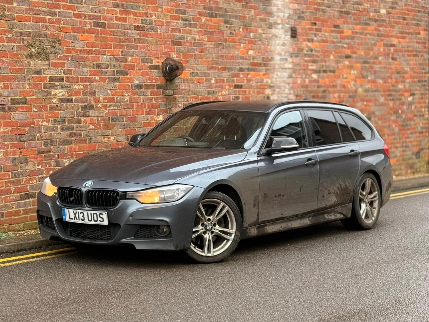 Used BMW 3 Series 2013 for sale - 77630949: Photo 2