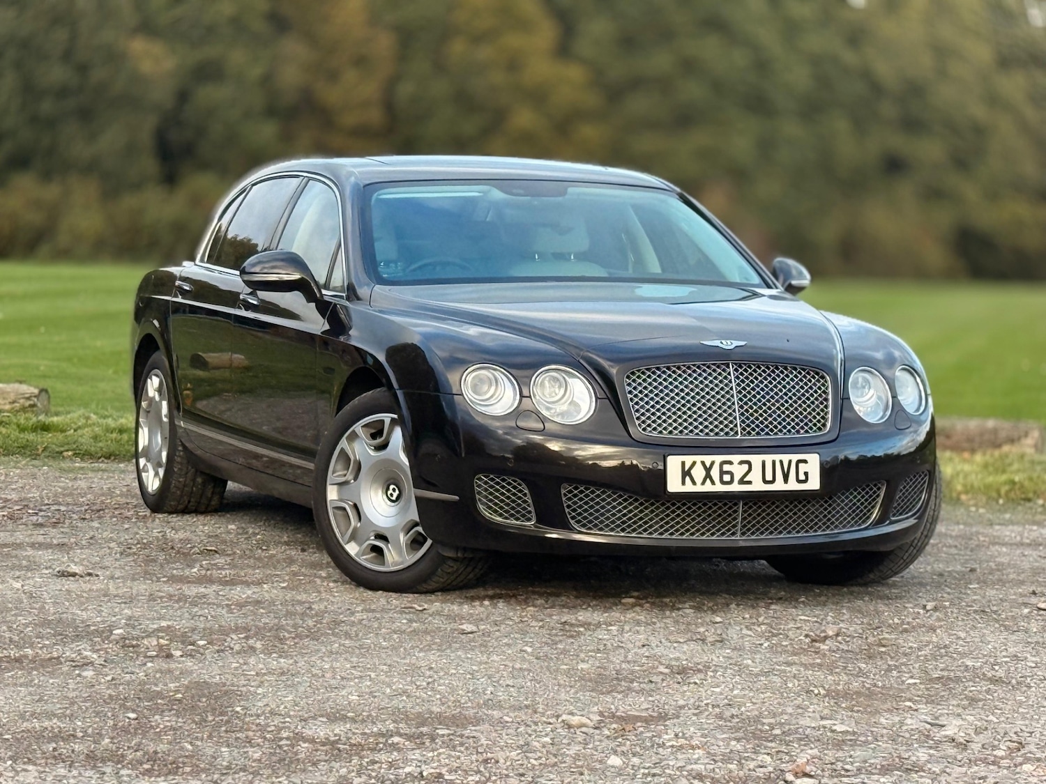 Used Bentley Flying Spur 2023 for sale - 76380394: Photo 1
