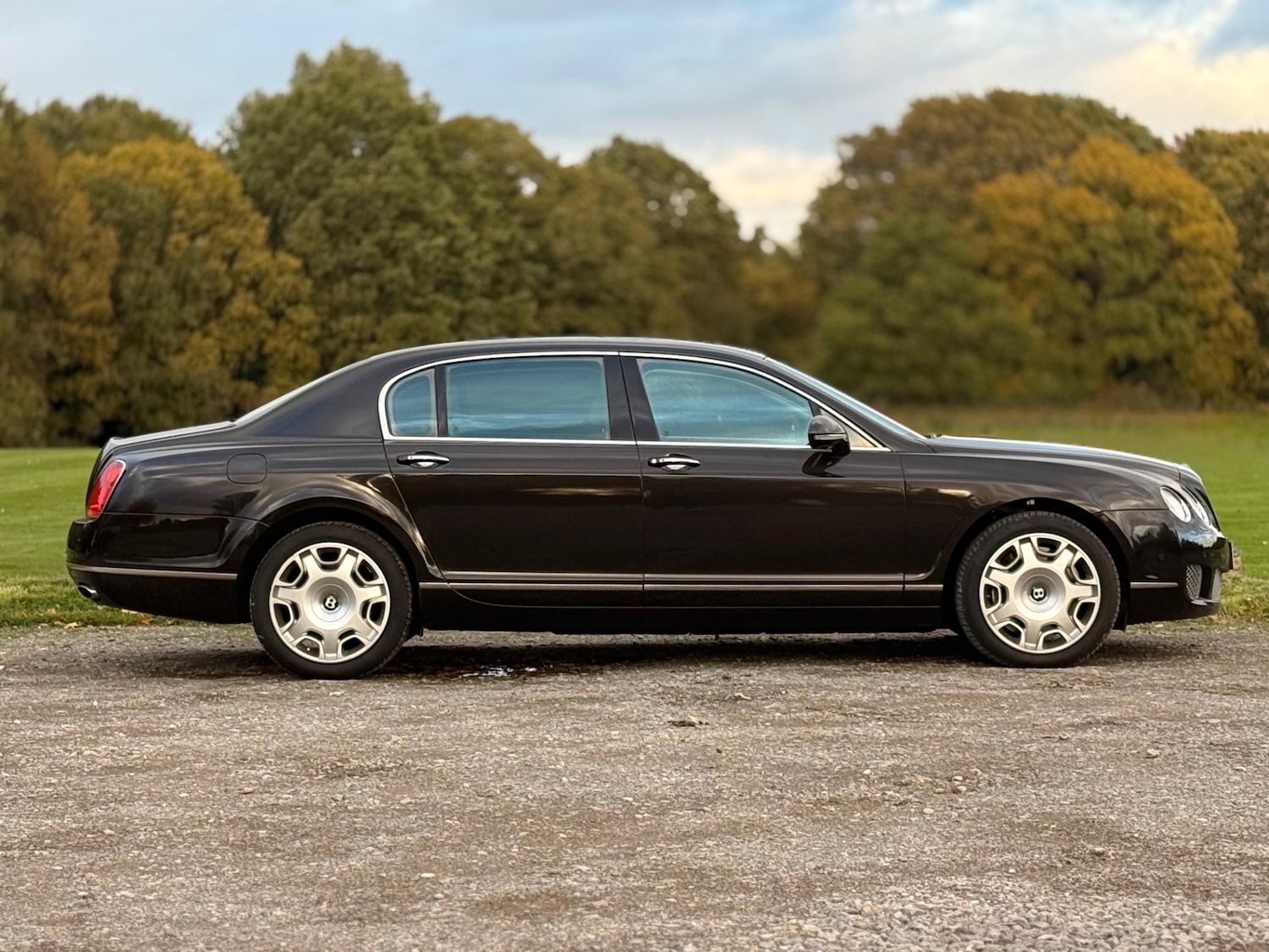 Used Bentley Flying Spur 2023 for sale - 76380394: Photo 4