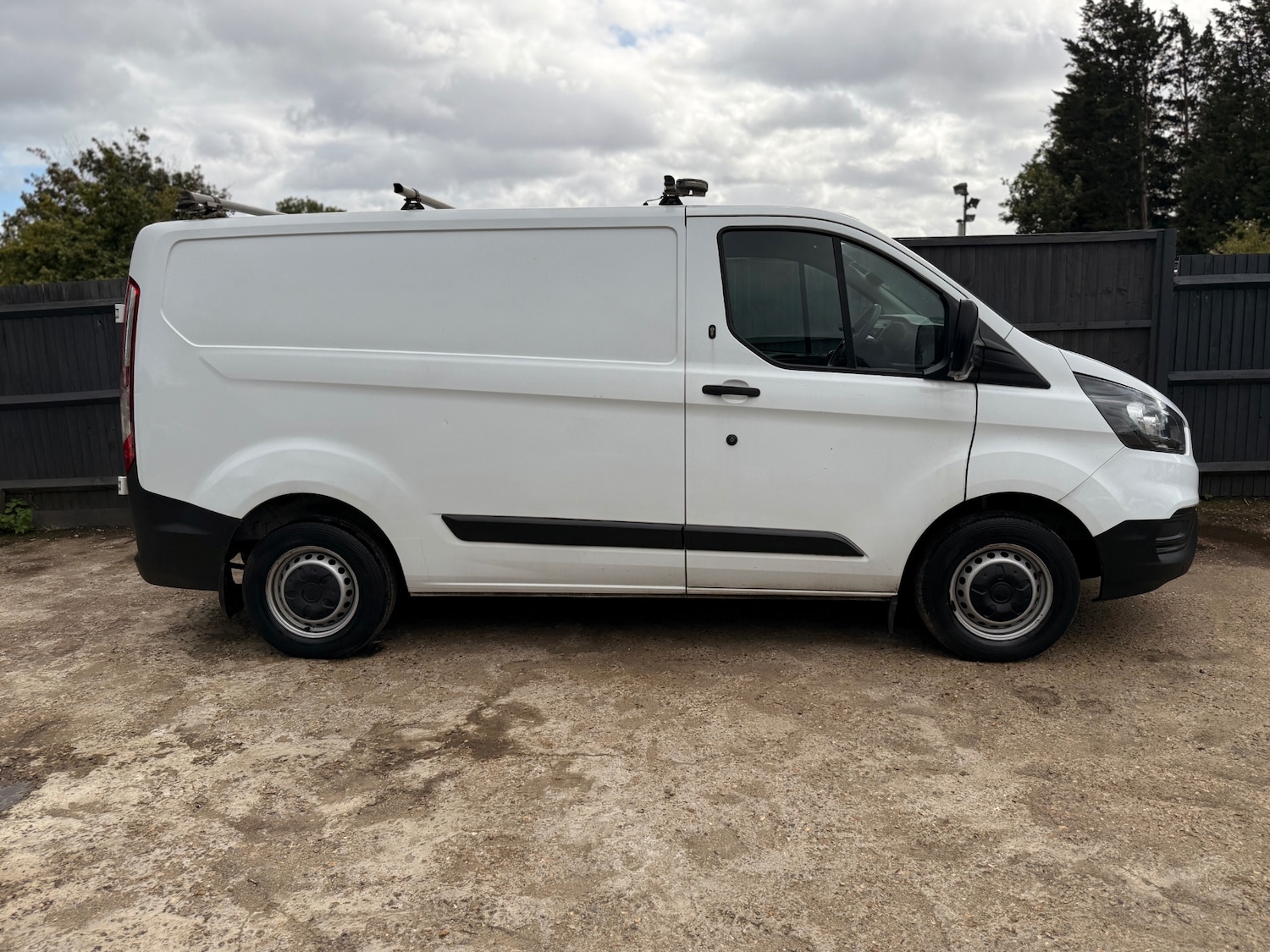 Used Ford Transit Custom 2018 for sale - 75282670: Photo 4