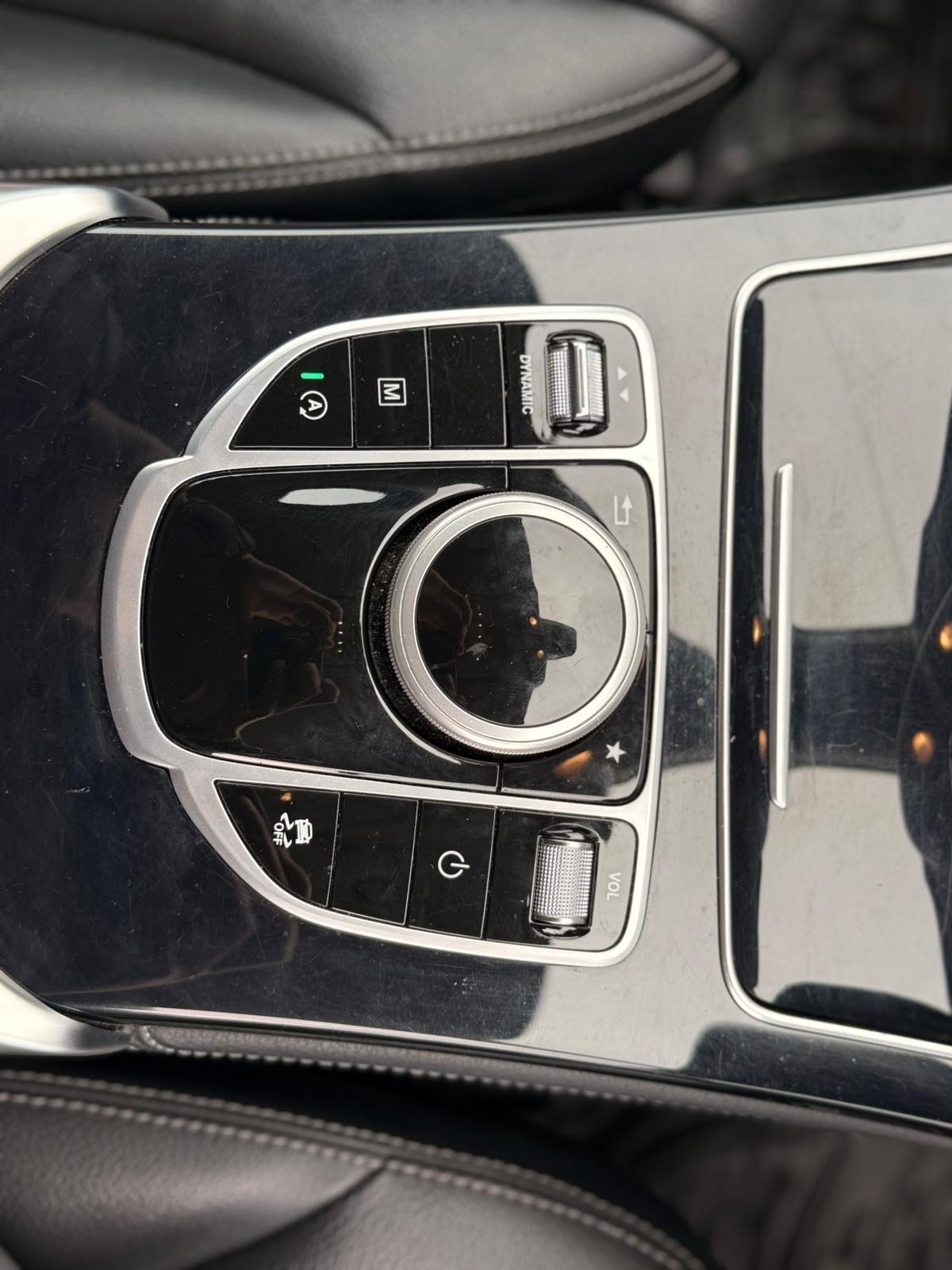 Used Mercedes-Benz GLC 2018 for sale - 76380380: Photo 13