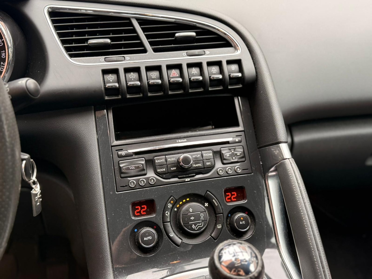 Used Peugeot 3008 2010 for sale - 77691052: Photo 15