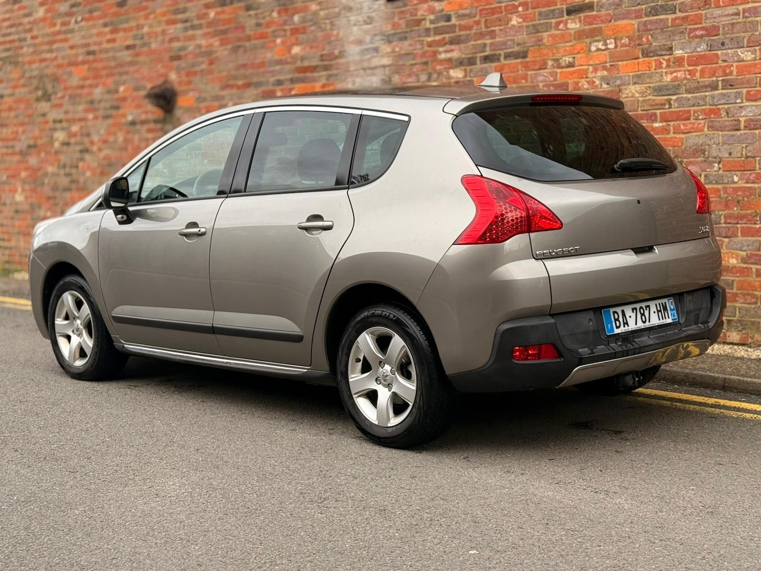 Used Peugeot 3008 2010 for sale - 77691052: Photo 6