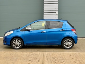 Used Toyota Yaris 2011 for sale - 78870400: Photo