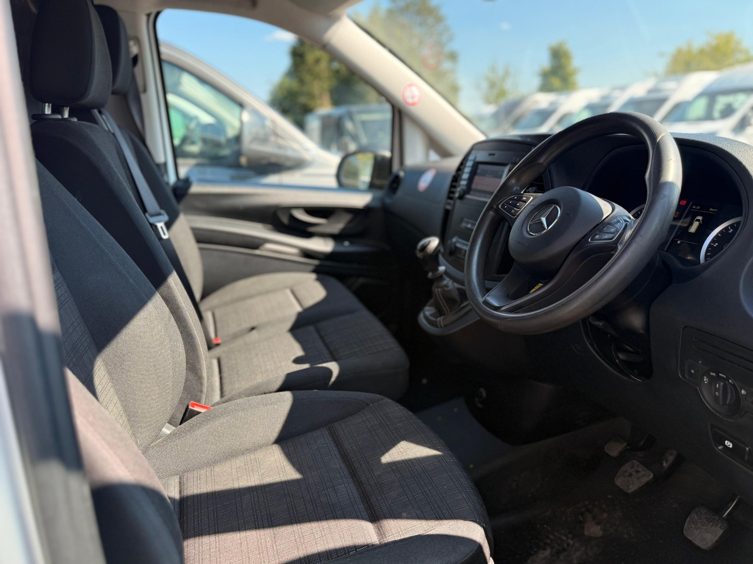 Used Mercedes-Benz Vito 2019 for sale - 77618919: Photo 11