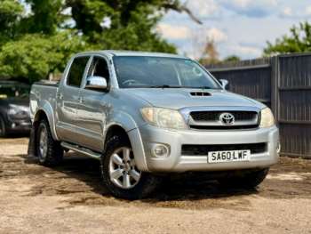 2010 (60) - Invincible 2010 D/Cab PickUp 3.0 D-4D 4WD 171 NO MOT + REQUIRE 4-Door