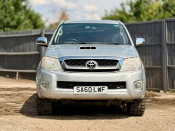 Used Toyota Hilux 2010 for sale - 74540315: Photo