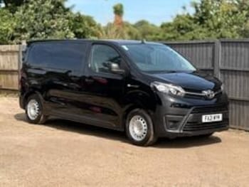 Toyota ProAce feature image
