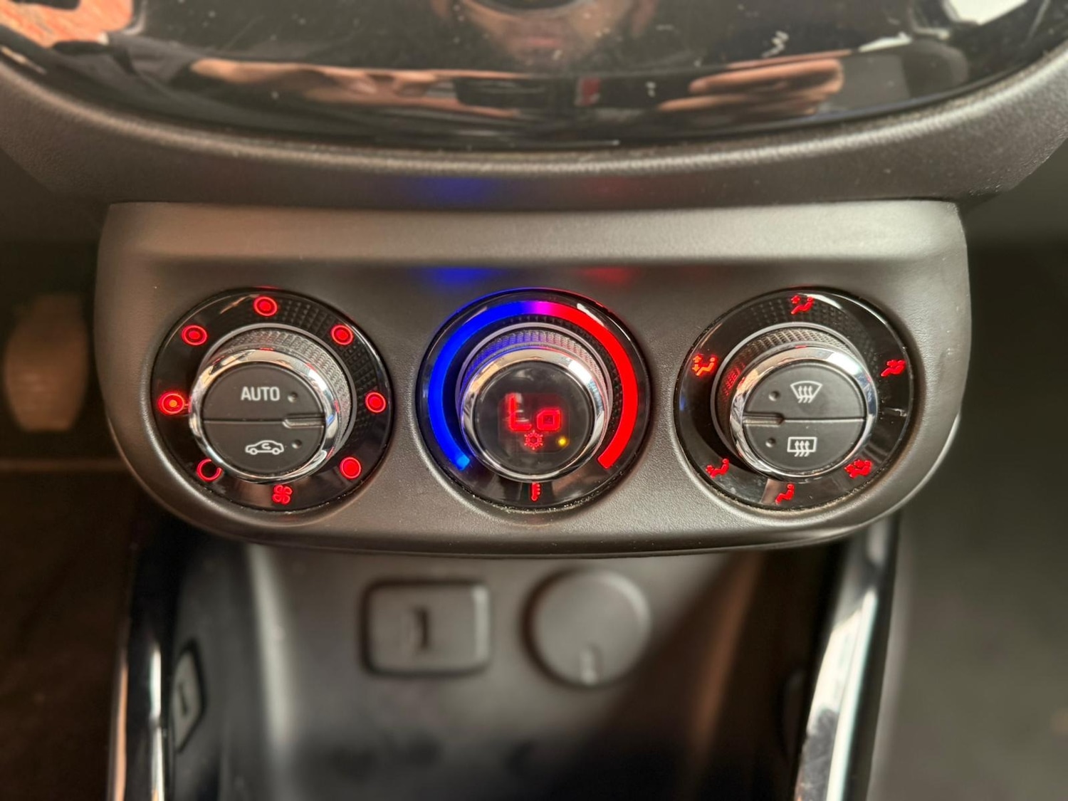 Used Vauxhall ADAM 2019 for sale - 77691103: Photo 11