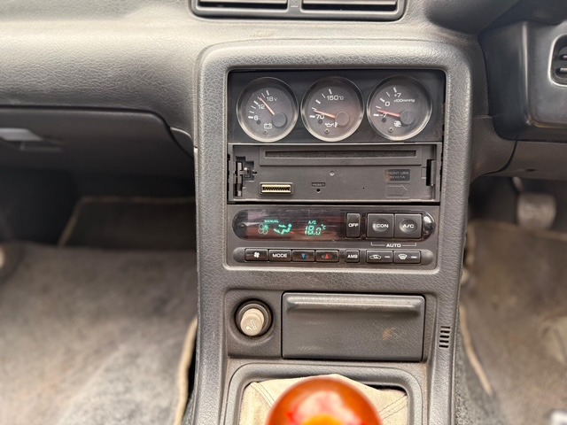 Used Nissan Skyline 1992 for sale - 77617352: Photo 9