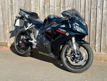Used Honda CBR 2006 for sale - bike-78945335: Photo