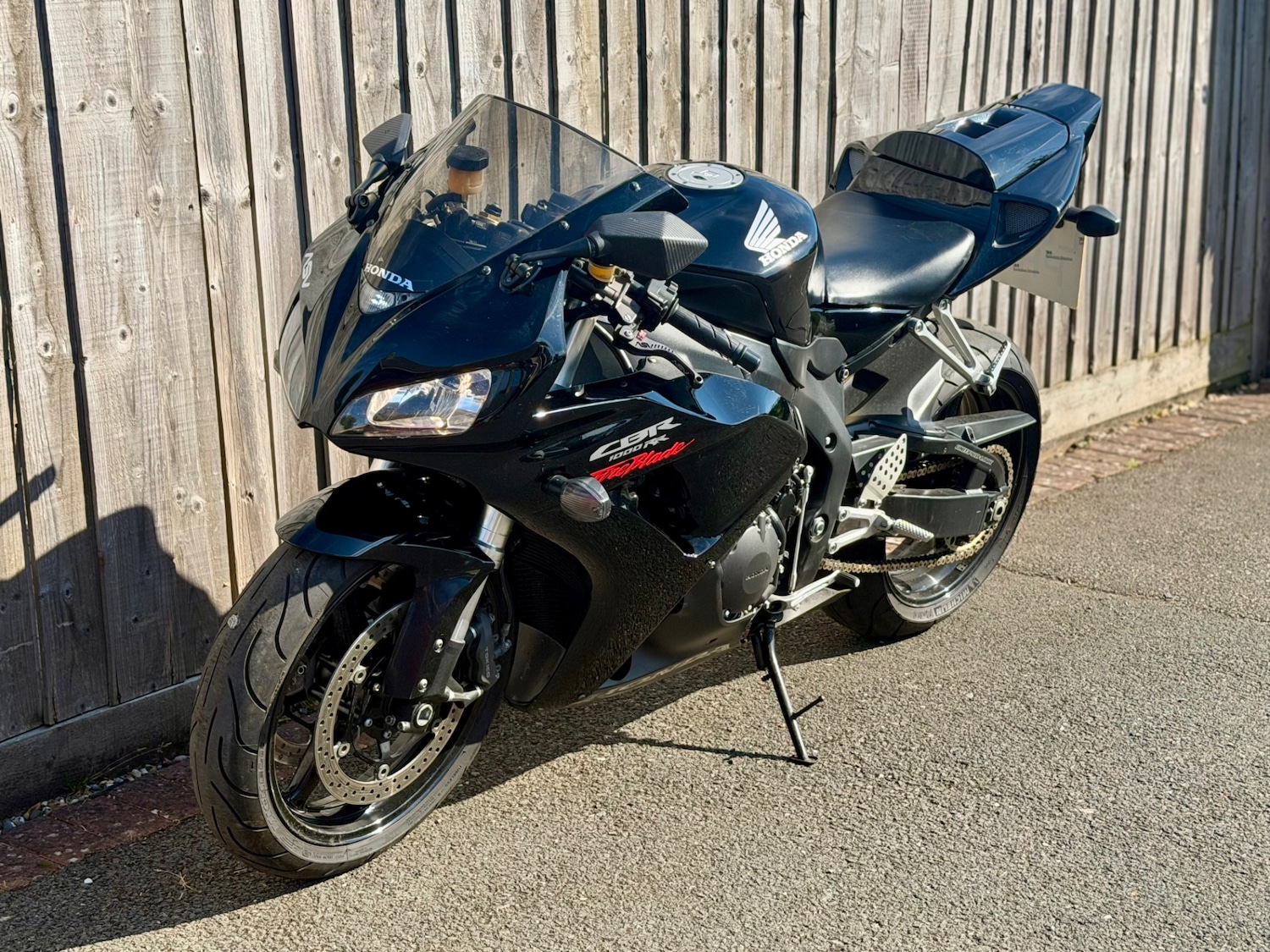 Used Honda CBR 2006 for sale - 78945335: Photo 2