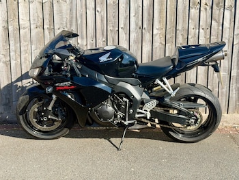 Used Honda CBR 2006 for sale - bike-78945335: Photo