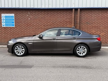 Used BMW 5 Series 2010 for sale - 77636352: Photo
