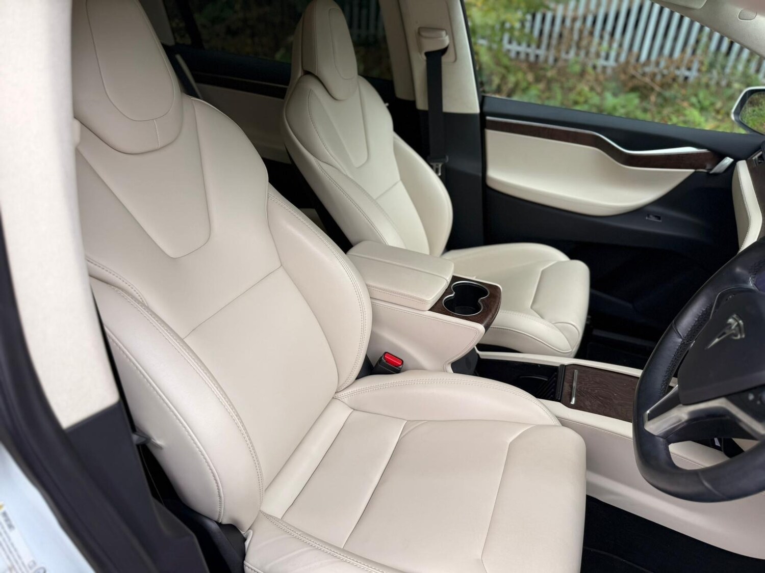 Used Tesla Model X 2018 for sale - 76375036: Photo 23